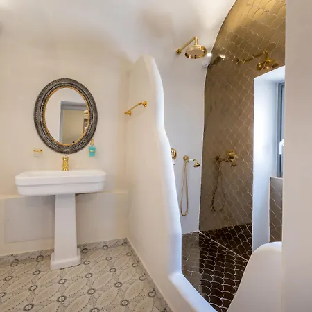 Tramonto Secret أويا