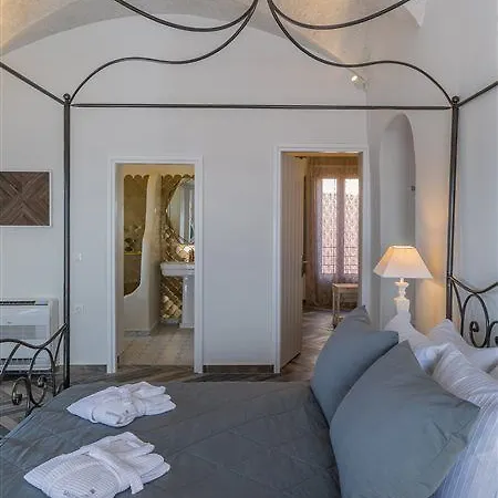 Tramonto Secret Hotel Oia (Santorini)