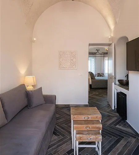 Tramonto Secret Hotel Ia